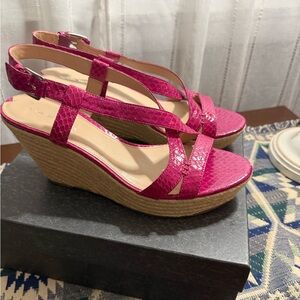 Via Spiga Fuchsia Textured Wedge Sandals